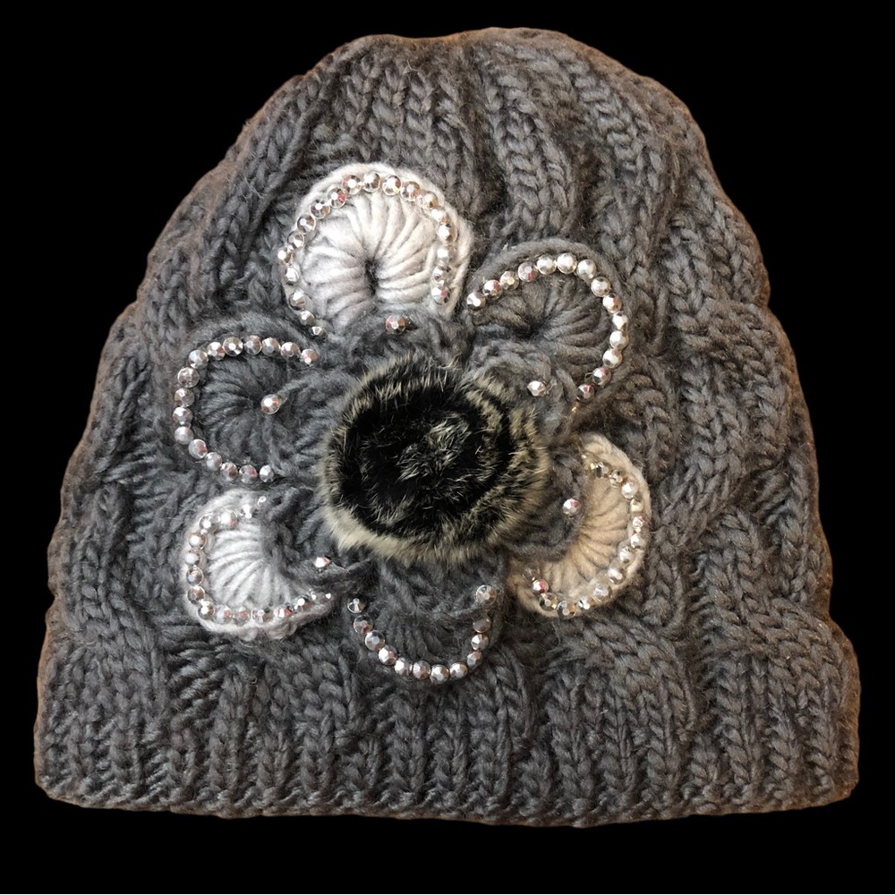 NWOT Grey and White Crochet Beanie